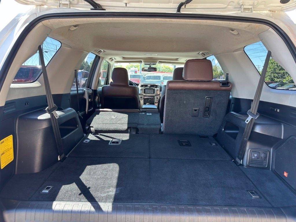 Toyota 4Runner TRD Off Road Premium 4WD (Natl) 2017