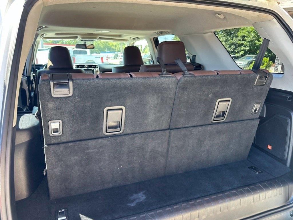 Toyota 4Runner TRD Off Road Premium 4WD (Natl) 2017