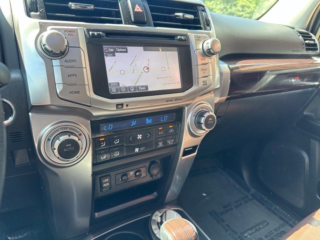 Toyota 4Runner TRD Off Road Premium 4WD (Natl) 2017