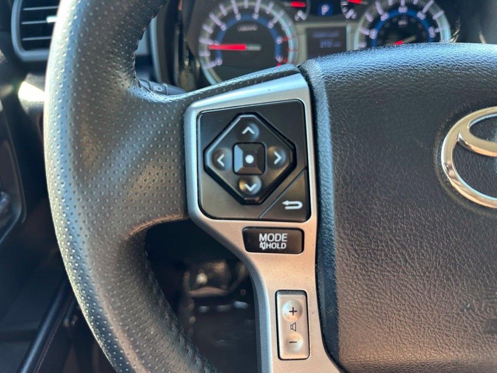 Toyota 4Runner TRD Off Road Premium 4WD (Natl) 2017