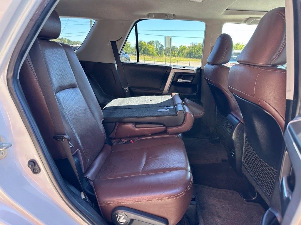 Toyota 4Runner TRD Off Road Premium 4WD (Natl) 2017