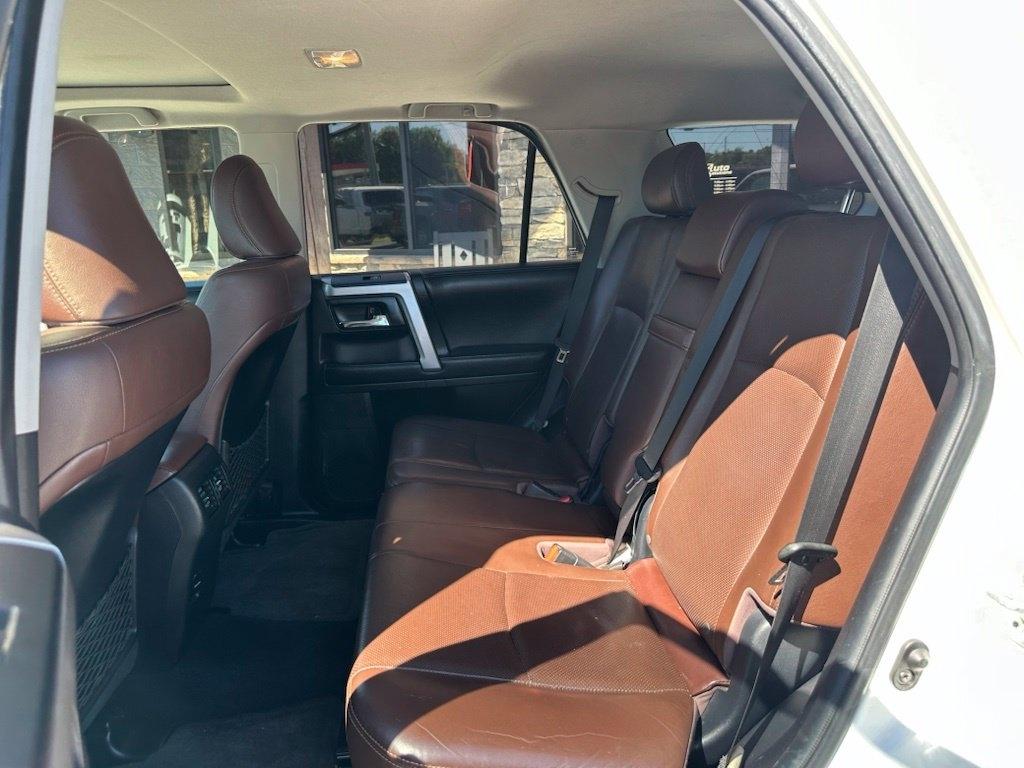 Toyota 4Runner TRD Off Road Premium 4WD (Natl) 2017