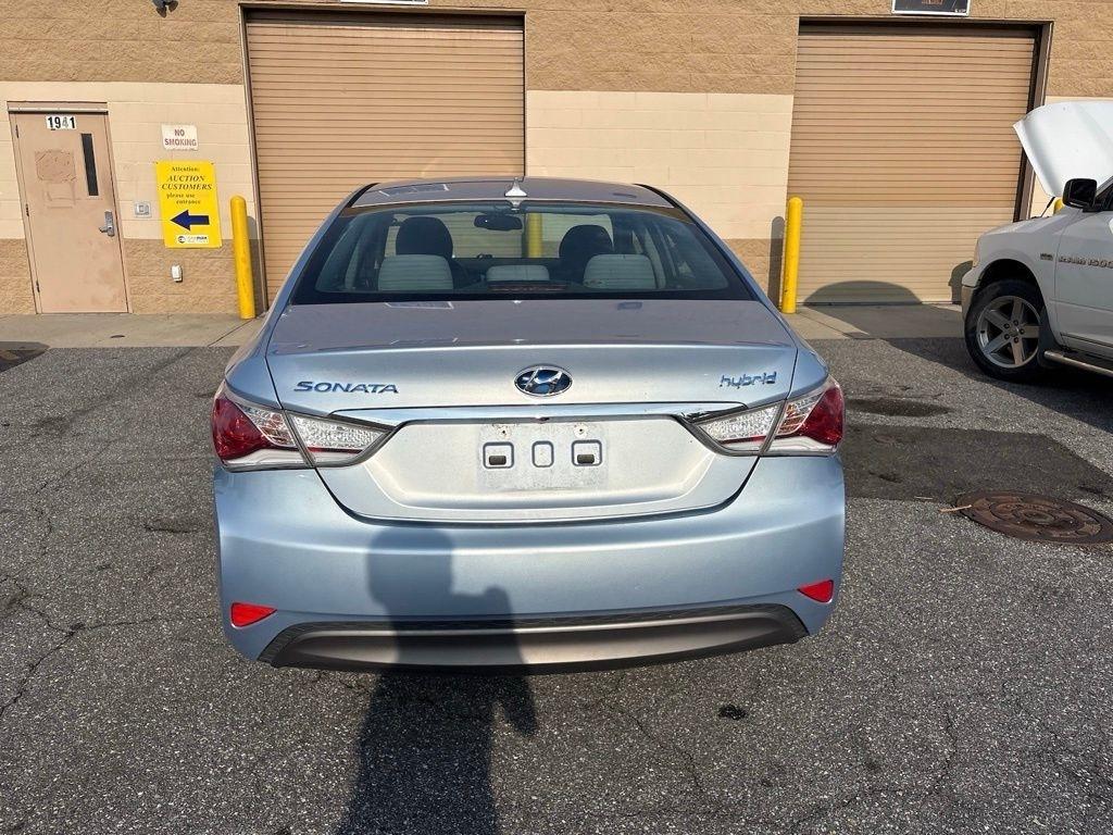 Hyundai Sonata Hybrid 4dr Sdn 2014