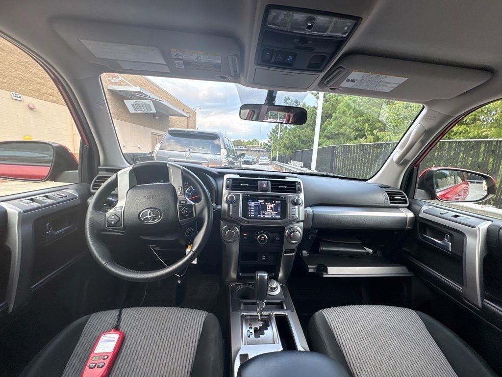 Toyota 4Runner TRD Off Road Premium 4WD (Natl) 2017