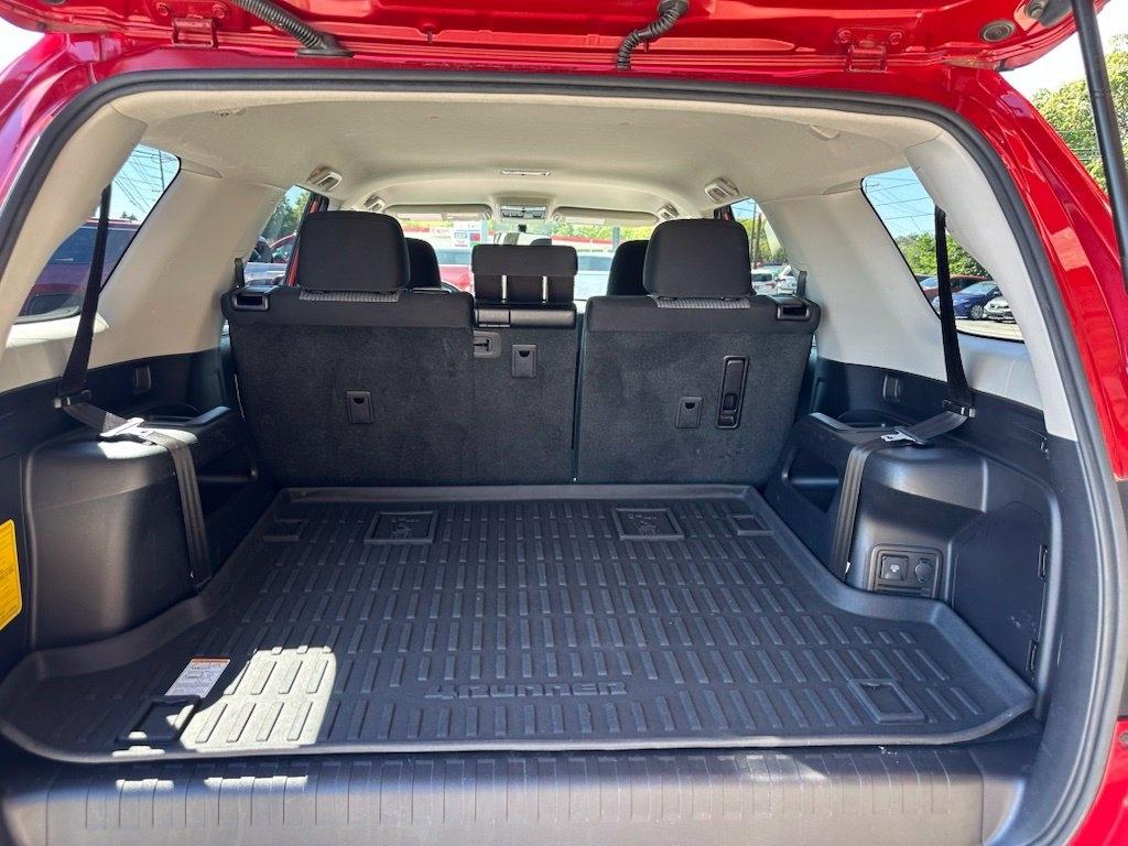 Toyota 4Runner TRD Off Road Premium 4WD (Natl) 2017