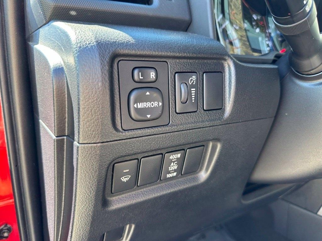 Toyota 4Runner TRD Off Road Premium 4WD (Natl) 2017
