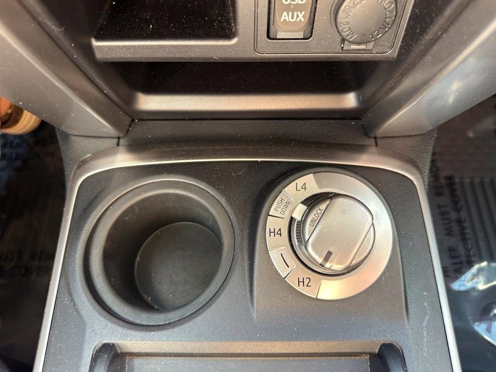 Toyota 4Runner TRD Off Road Premium 4WD (Natl) 2017