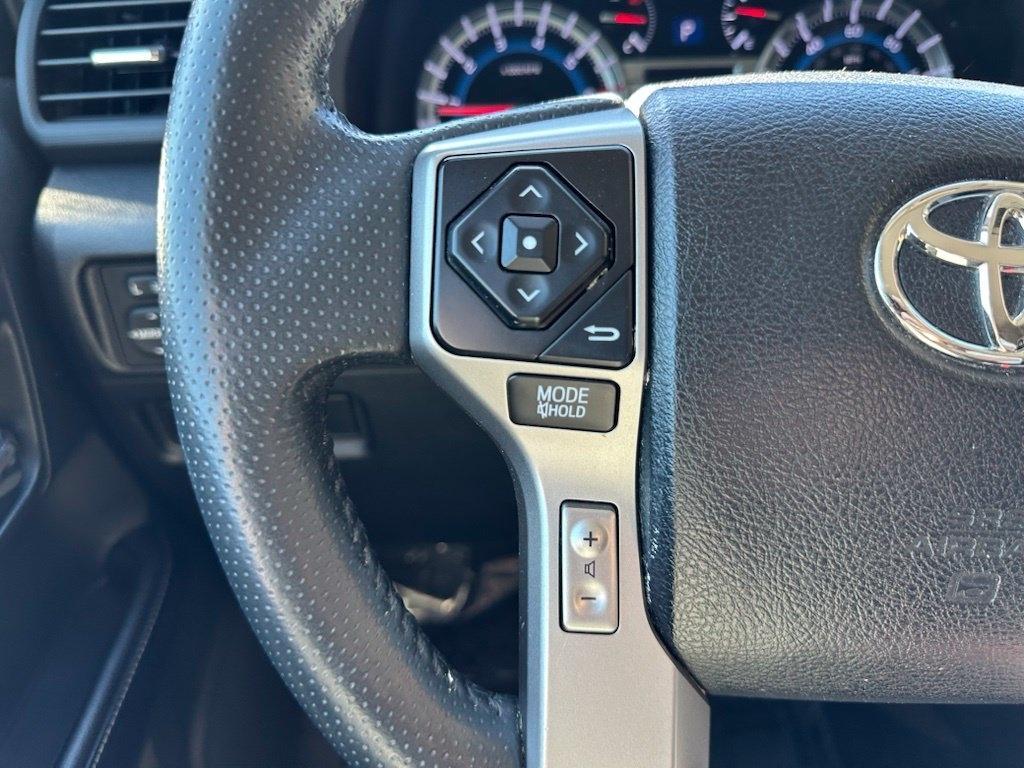 Toyota 4Runner TRD Off Road Premium 4WD (Natl) 2017
