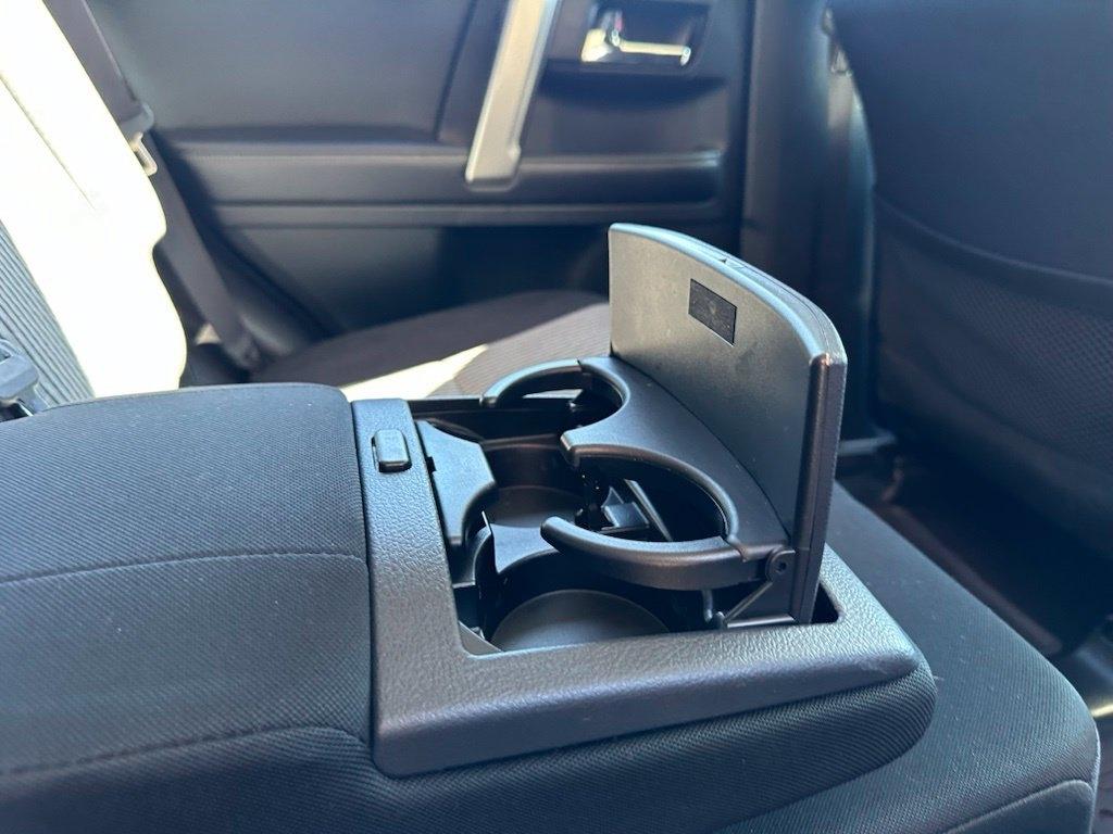 Toyota 4Runner TRD Off Road Premium 4WD (Natl) 2017