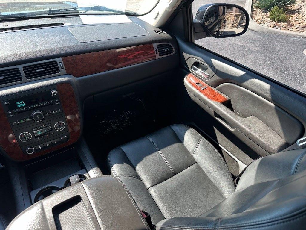 Chevrolet Tahoe 4WD 4dr 1500 LT w/2LT 2009