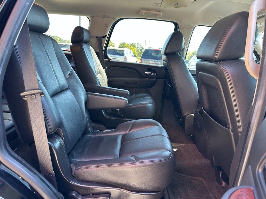 Chevrolet Tahoe 4WD 4dr 1500 LT w/2LT 2009