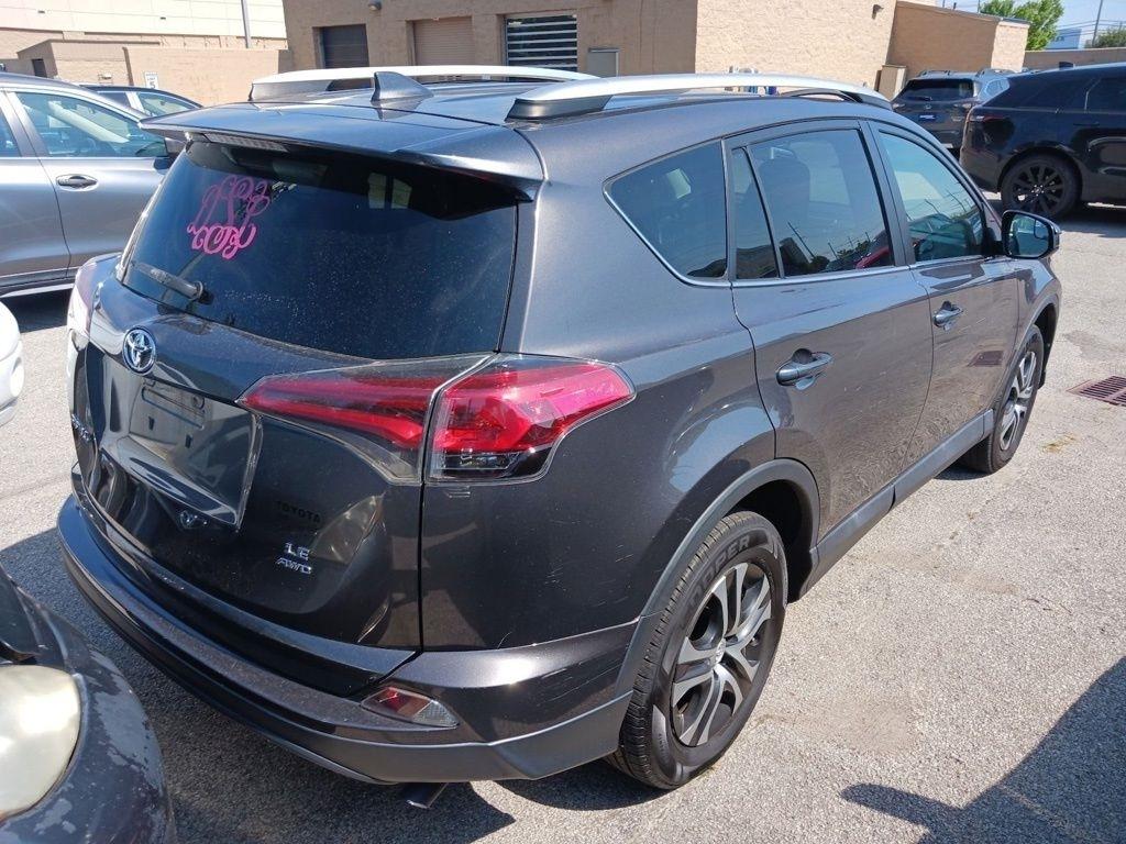 Toyota RAV4 AWD 4dr LE (Natl) 2016