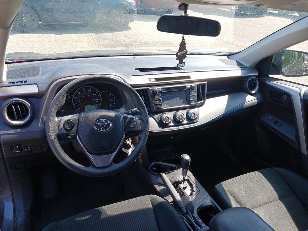 Toyota RAV4 AWD 4dr LE (Natl) 2016