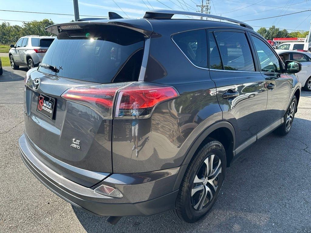 Toyota RAV4 AWD 4dr LE (Natl) 2016