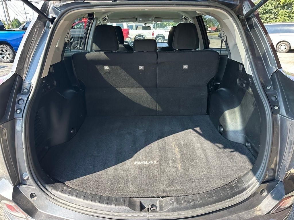 Toyota RAV4 AWD 4dr LE (Natl) 2016