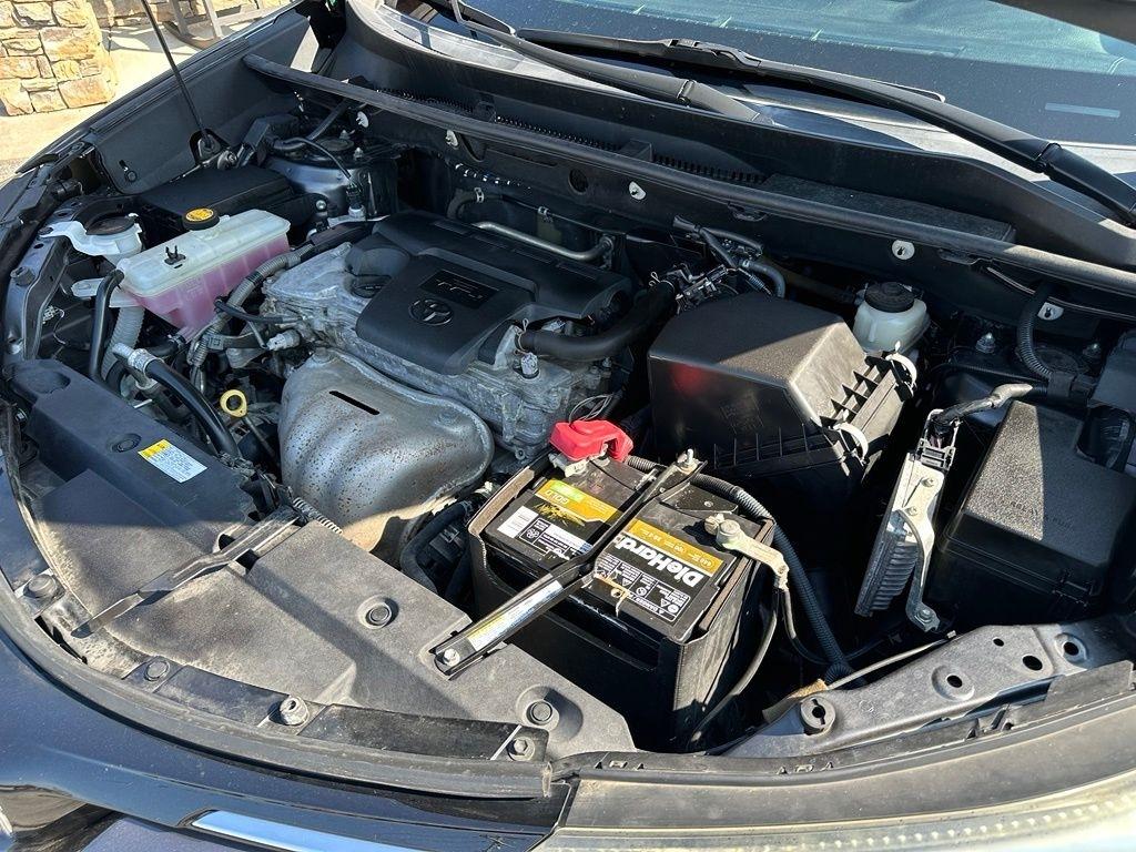 Toyota RAV4 AWD 4dr LE (Natl) 2016