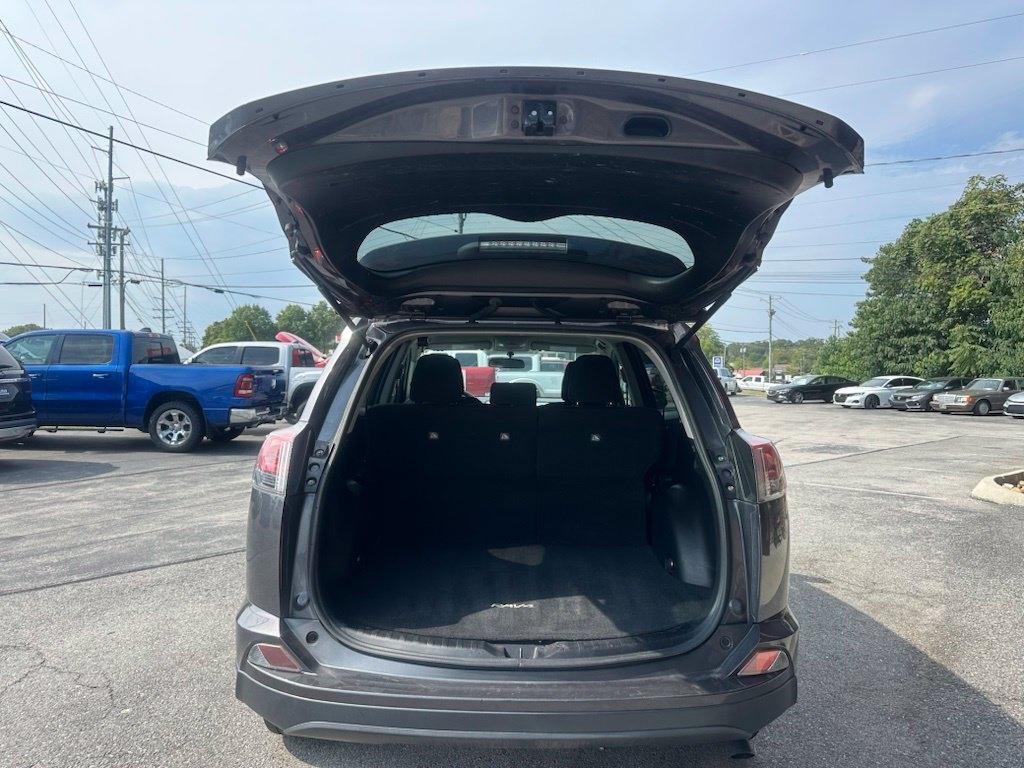 Toyota RAV4 AWD 4dr LE (Natl) 2016