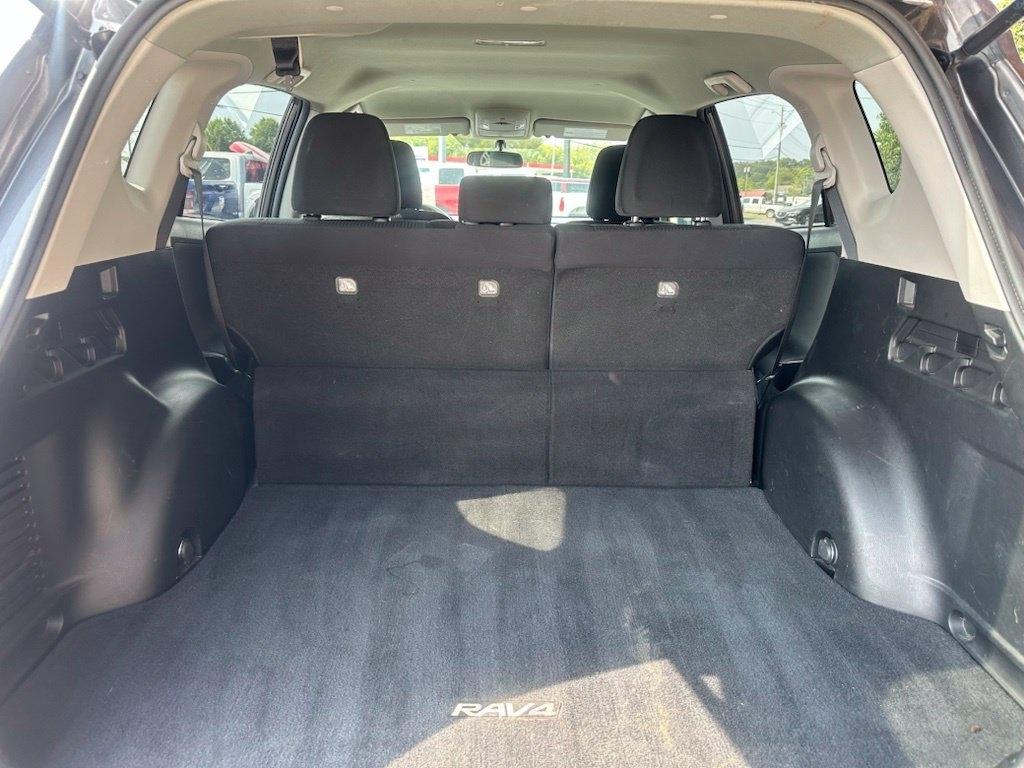 Toyota RAV4 AWD 4dr LE (Natl) 2016