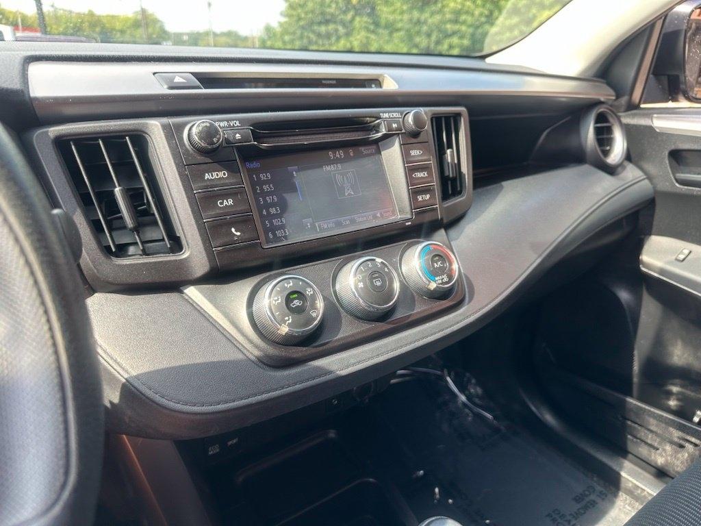 Toyota RAV4 AWD 4dr LE (Natl) 2016