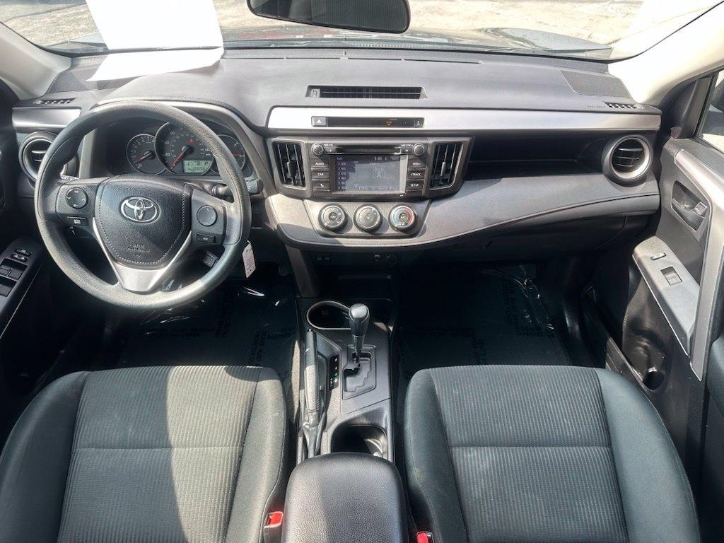 Toyota RAV4 AWD 4dr LE (Natl) 2016