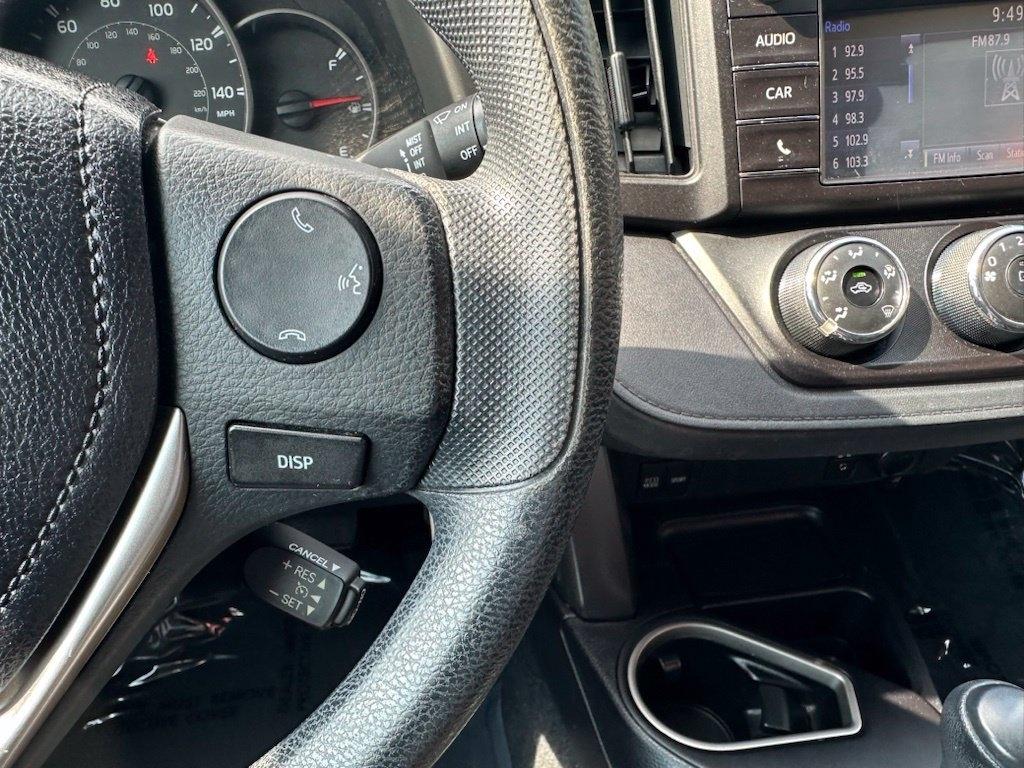 Toyota RAV4 AWD 4dr LE (Natl) 2016