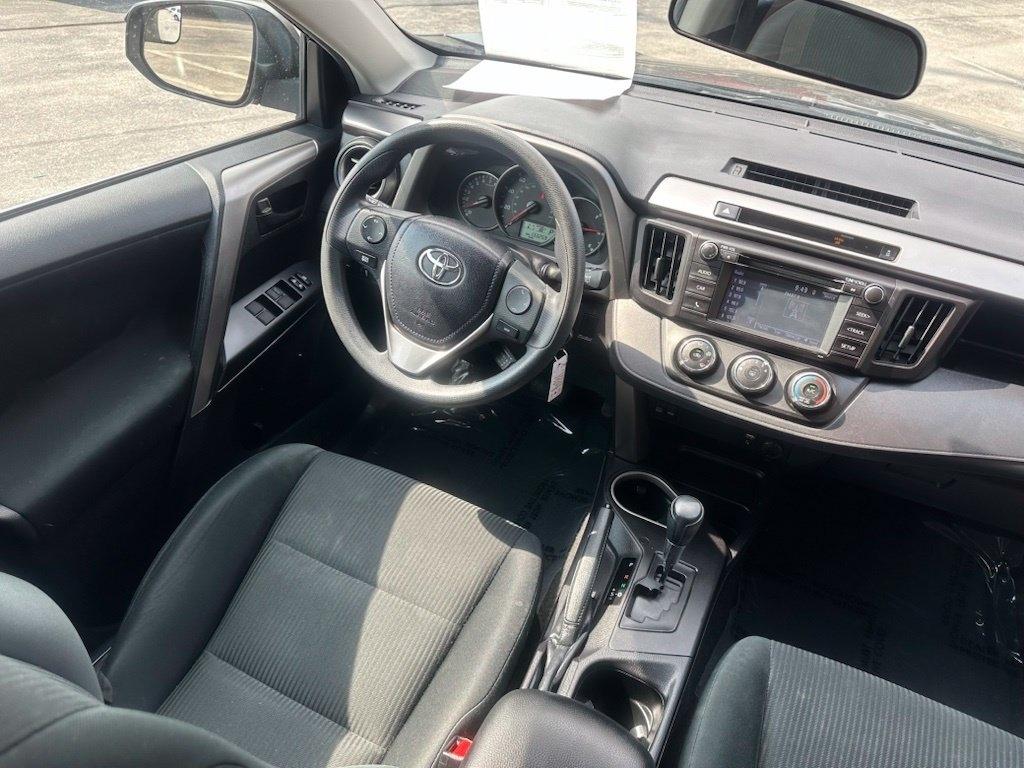 Toyota RAV4 AWD 4dr LE (Natl) 2016