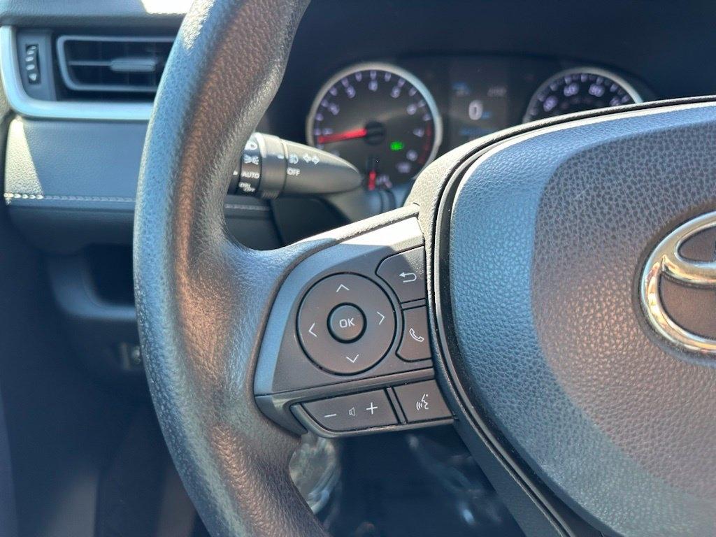 Toyota RAV4 XLE FWD (Natl) 2020