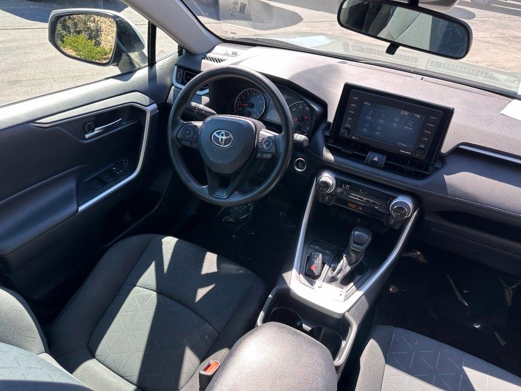 Toyota RAV4 XLE FWD (Natl) 2020