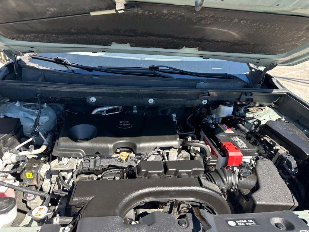 Toyota RAV4 XLE FWD (Natl) 2020