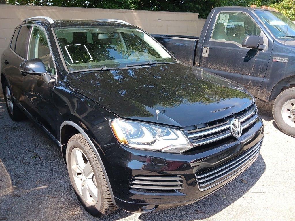 Volkswagen Touareg 4dr TDI Sport w/Nav 2014