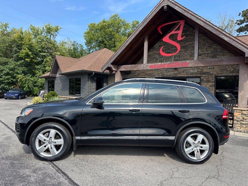Volkswagen Touareg 4dr TDI Sport w/Nav 2014