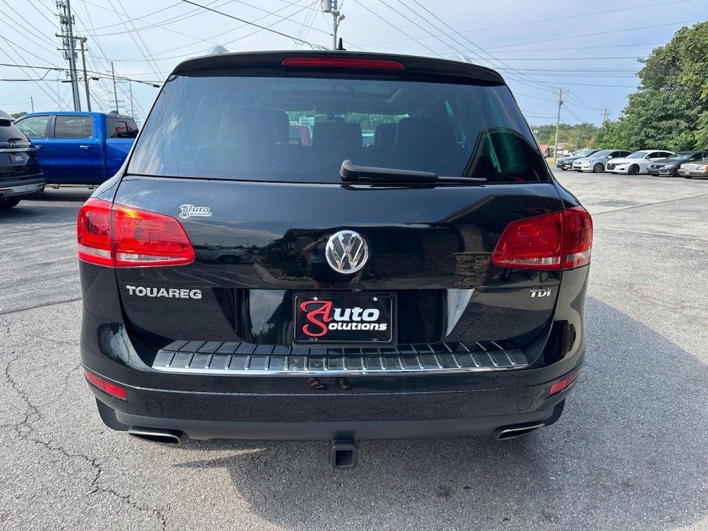 Volkswagen Touareg 4dr TDI Sport w/Nav 2014