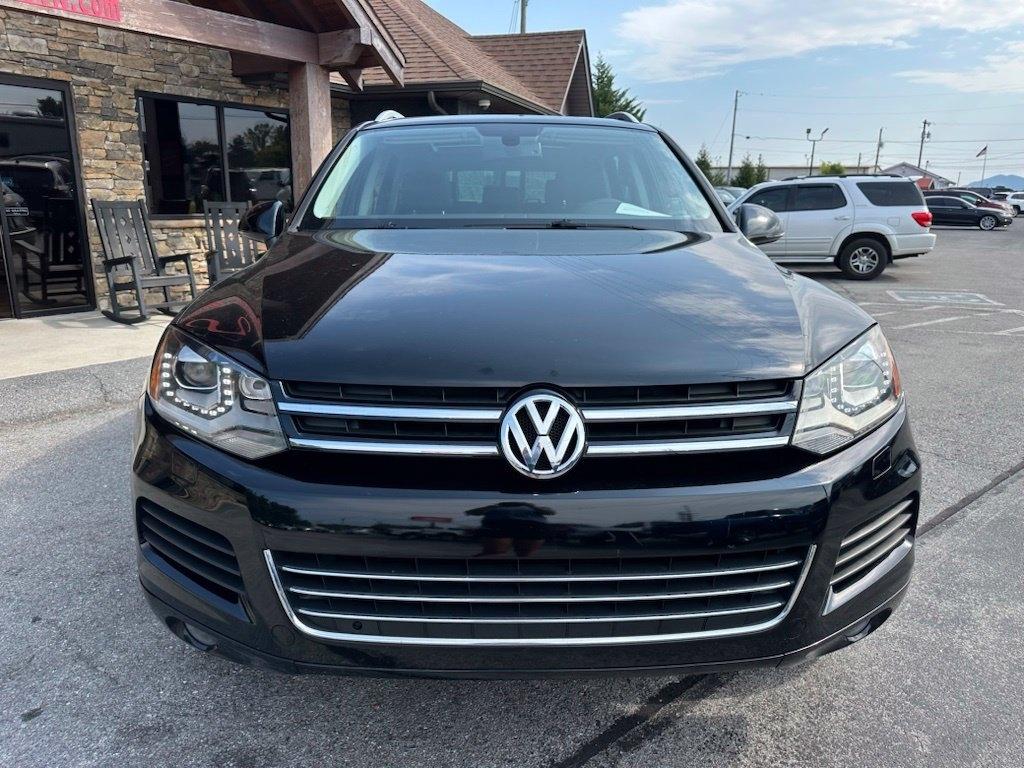 Volkswagen Touareg 4dr TDI Sport w/Nav 2014