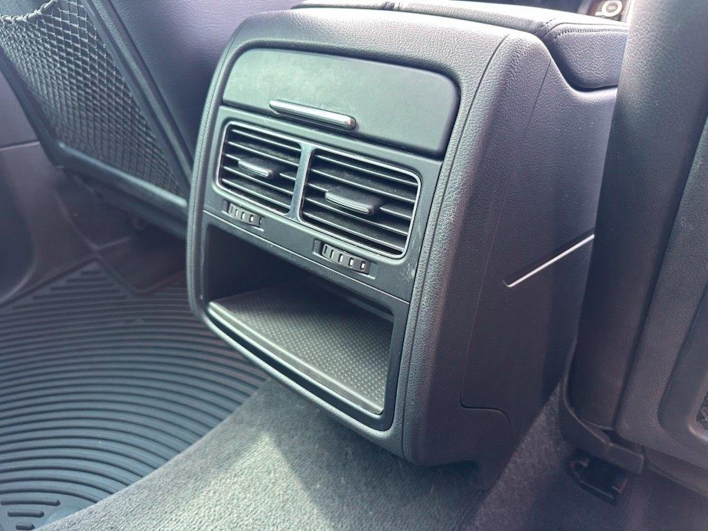 Volkswagen Touareg 4dr TDI Sport w/Nav 2014