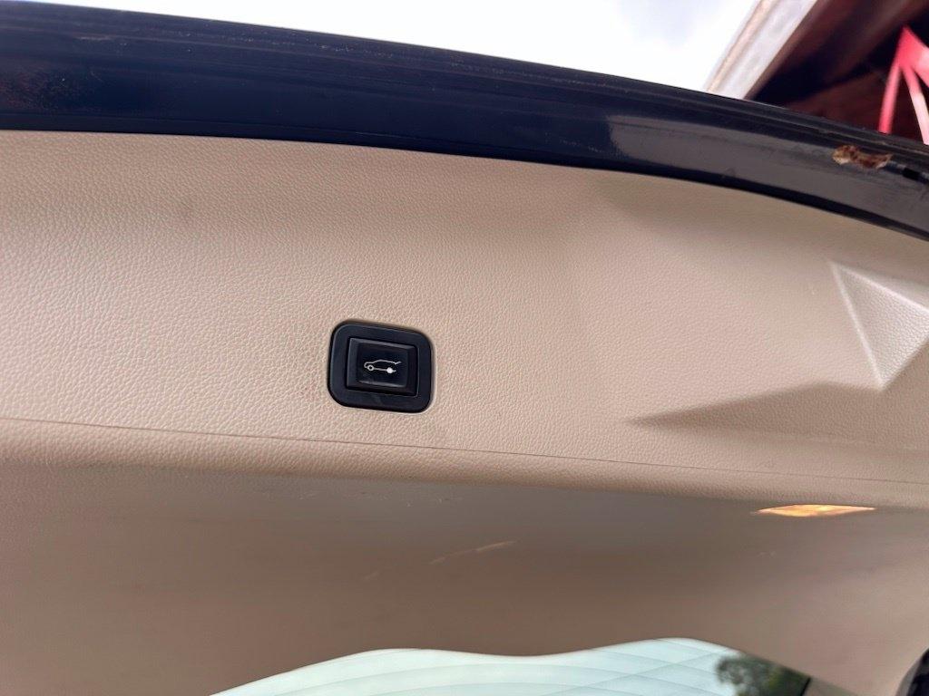 Cadillac SRX FWD 4dr Performance Collection 2013