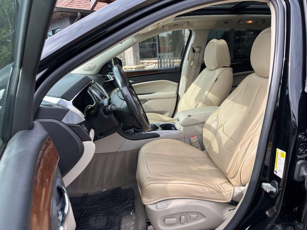 Cadillac SRX FWD 4dr Performance Collection 2013