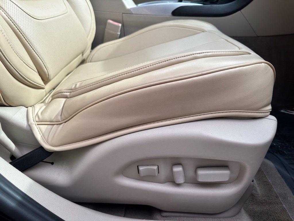 Cadillac SRX FWD 4dr Performance Collection 2013