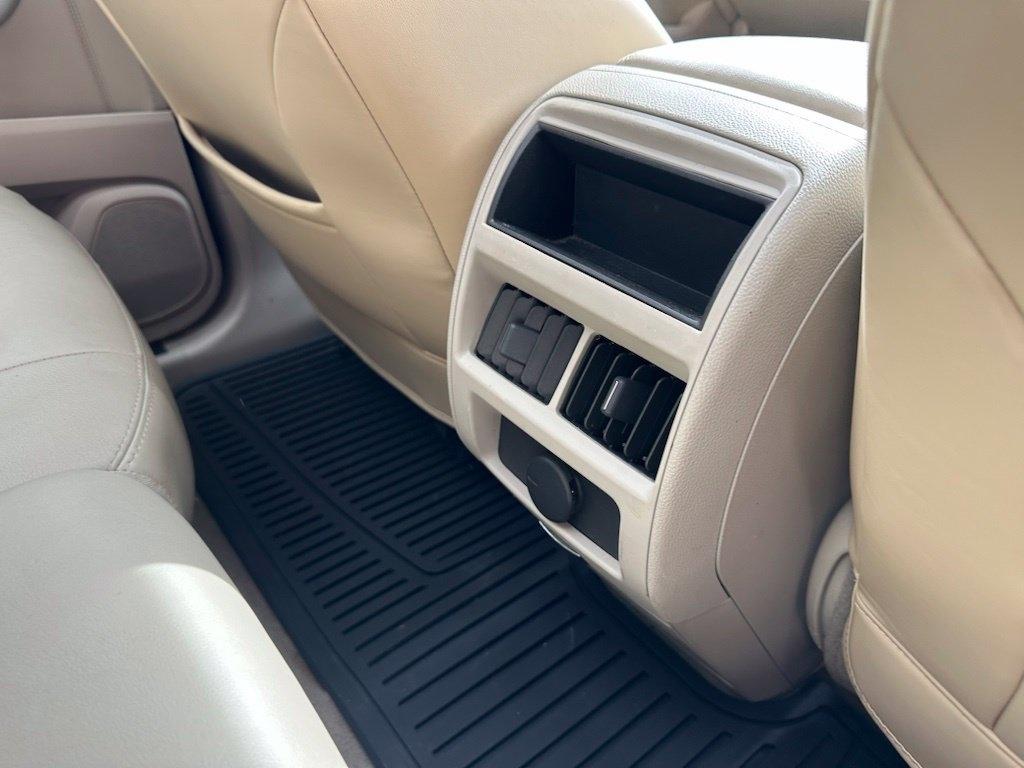 Cadillac SRX FWD 4dr Performance Collection 2013