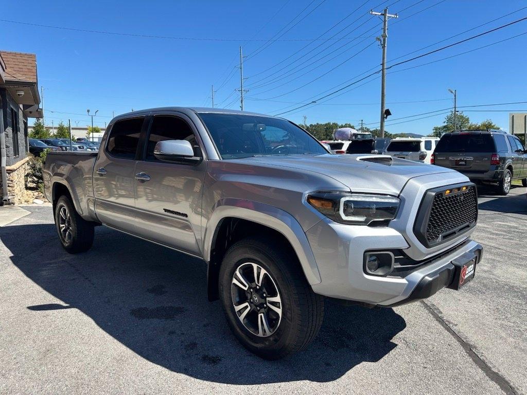 Toyota Tacoma TRD Off Road Double Cab 6' Bed V6 4x4 AT (Natl) 2017