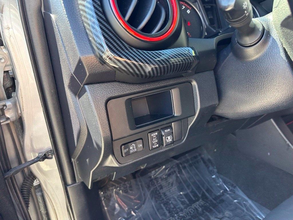 Toyota Tacoma TRD Off Road Double Cab 6' Bed V6 4x4 AT (Natl) 2017