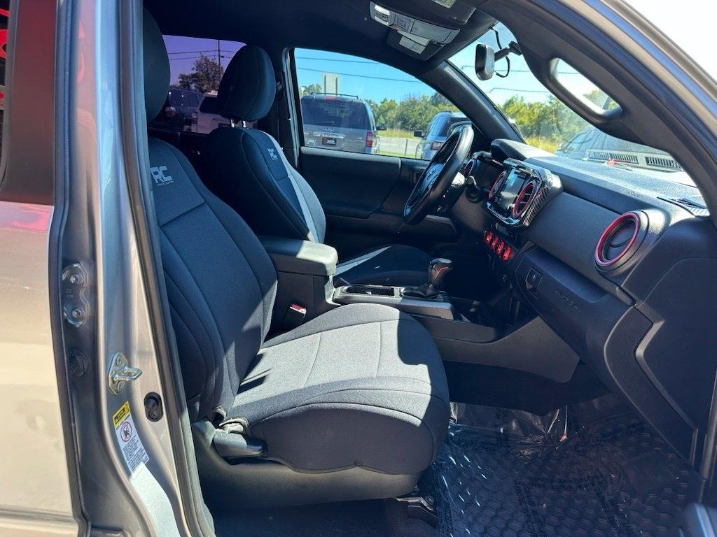 Toyota Tacoma TRD Off Road Double Cab 6' Bed V6 4x4 AT (Natl) 2017