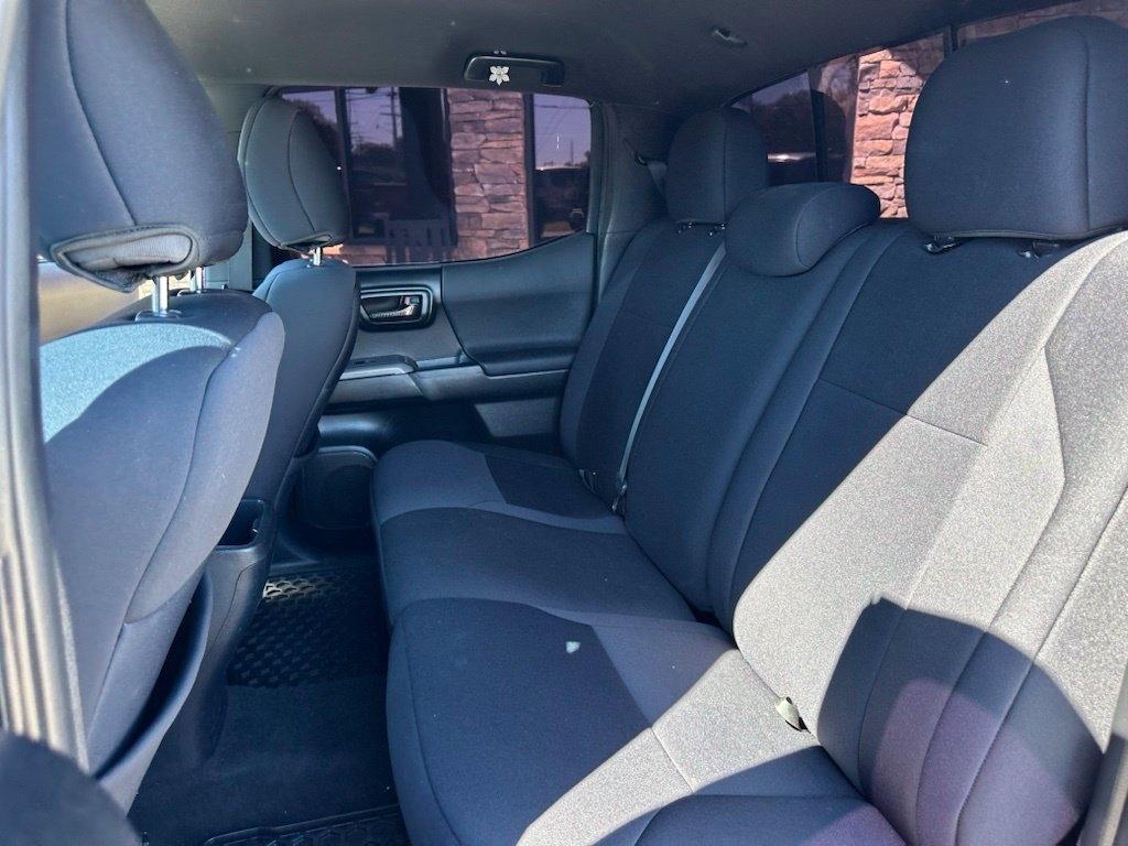 Toyota Tacoma TRD Off Road Double Cab 6' Bed V6 4x4 AT (Natl) 2017
