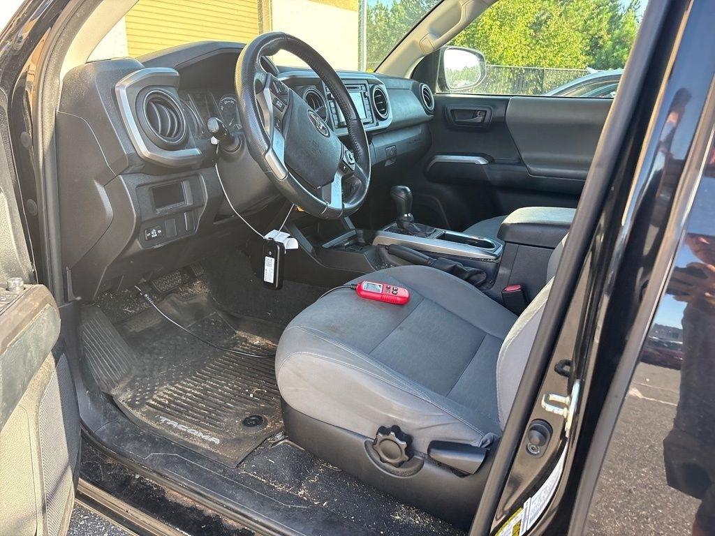Toyota Tacoma 4WD Double Cab V6 MT TRD Off Road (Natl) 2016