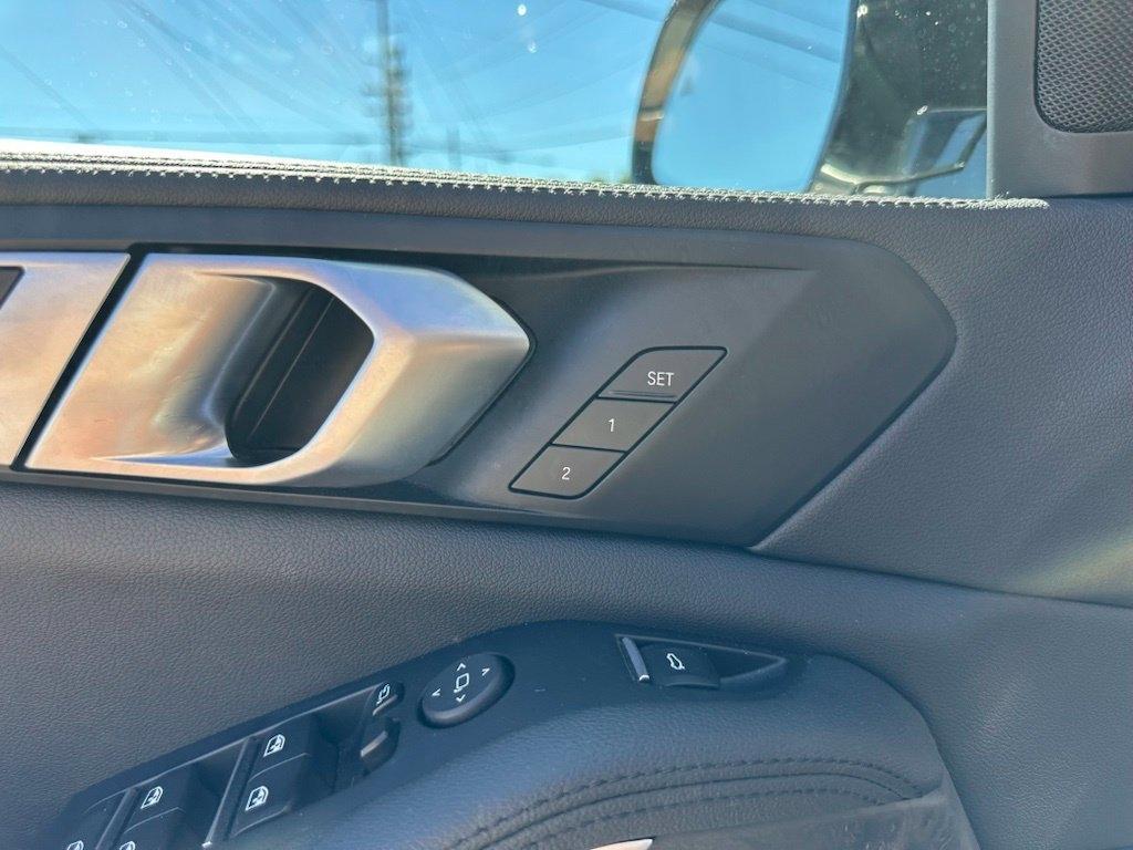 BMW X5 xDrive40i Sports Activity Vehicle 2022