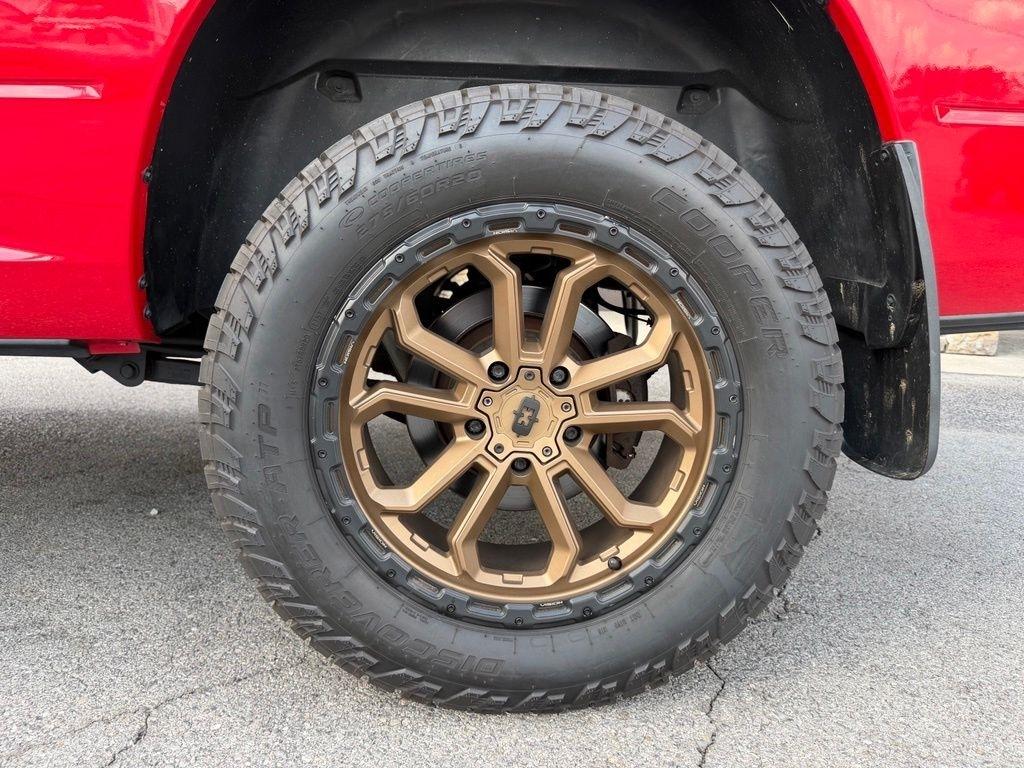 RAM 1500 4WD Crew Cab 140.5" Big Horn 2016