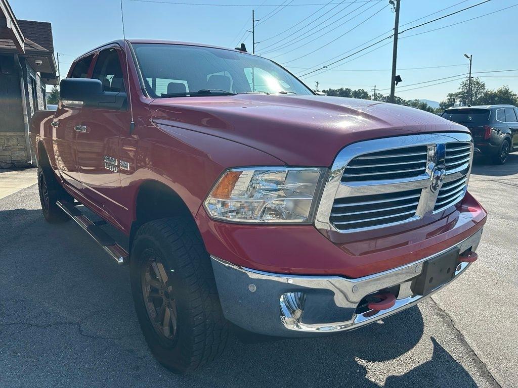 RAM 1500 4WD Crew Cab 140.5" Big Horn 2016