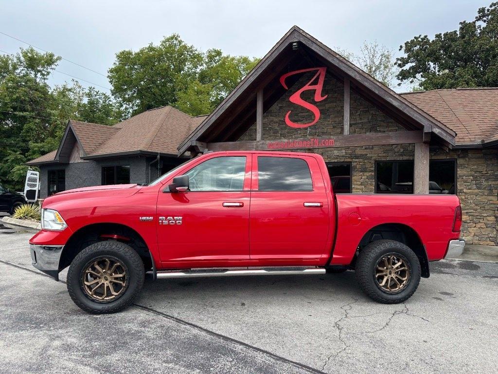 RAM 1500 4WD Crew Cab 140.5" Big Horn 2016