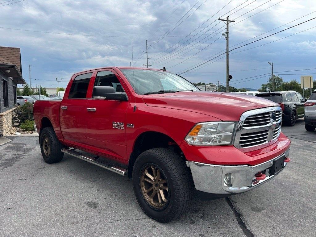 RAM 1500 4WD Crew Cab 140.5" Big Horn 2016