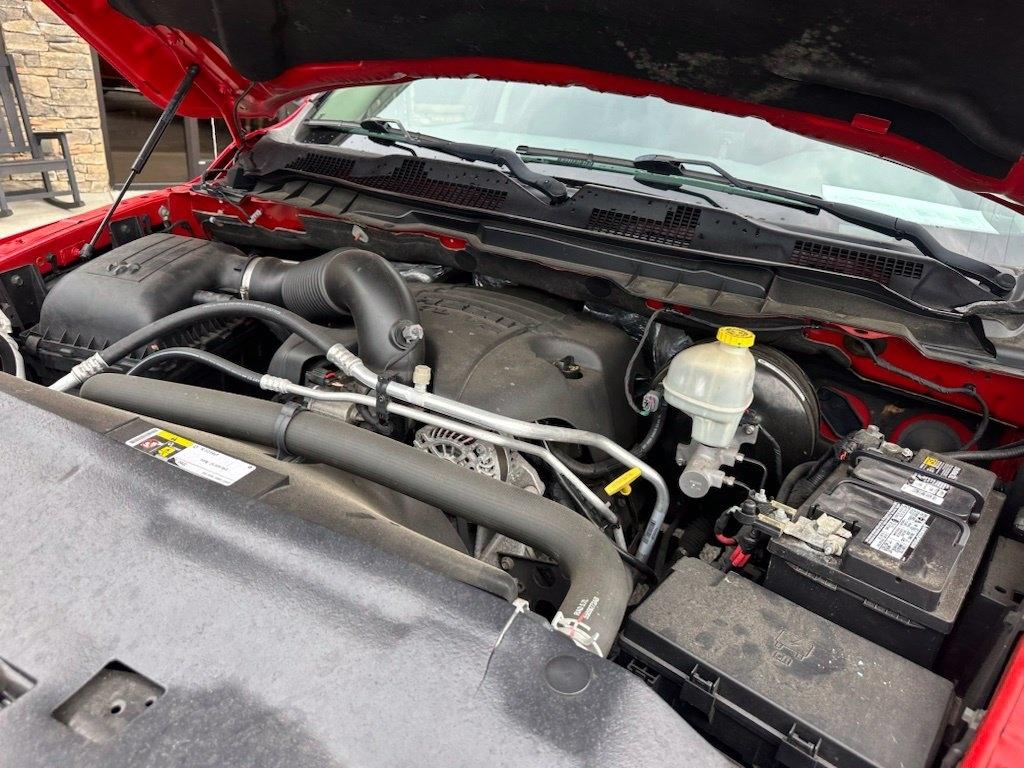 RAM 1500 4WD Crew Cab 140.5" Big Horn 2016
