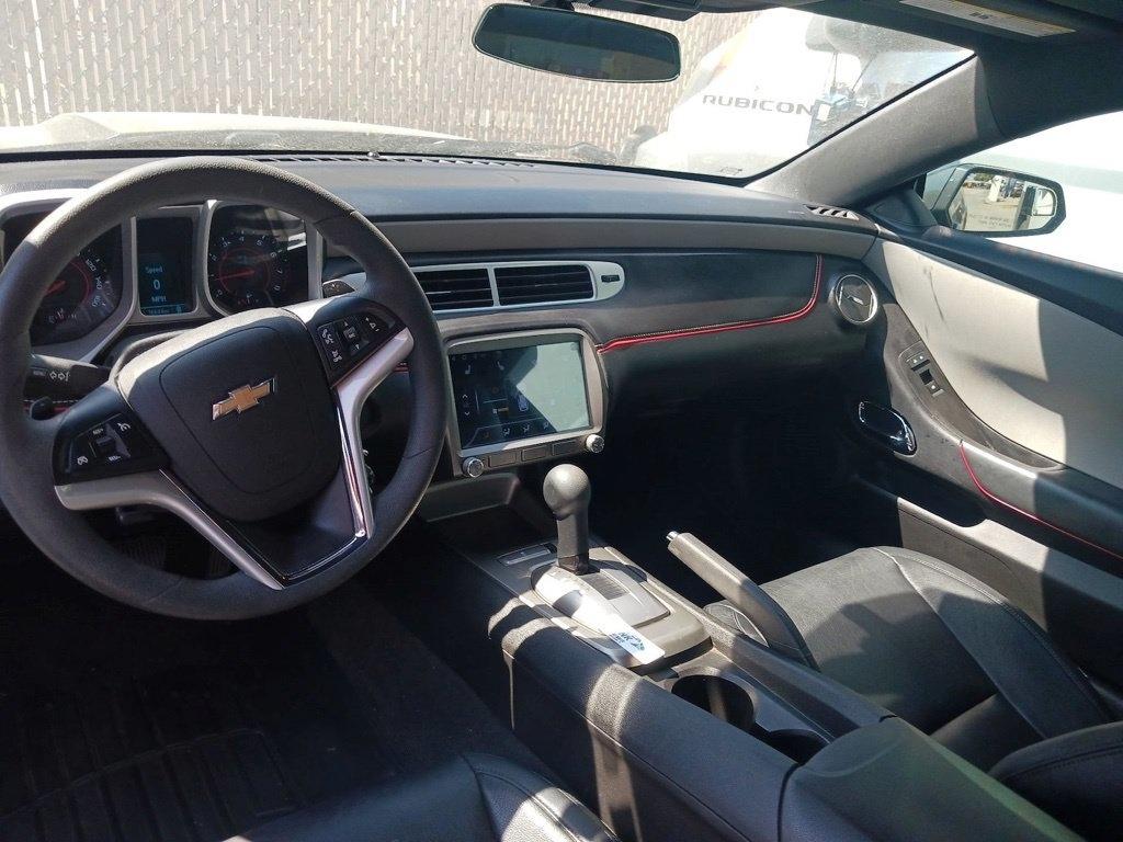 Chevrolet Camaro 2dr Cpe LS w/2LS 2015